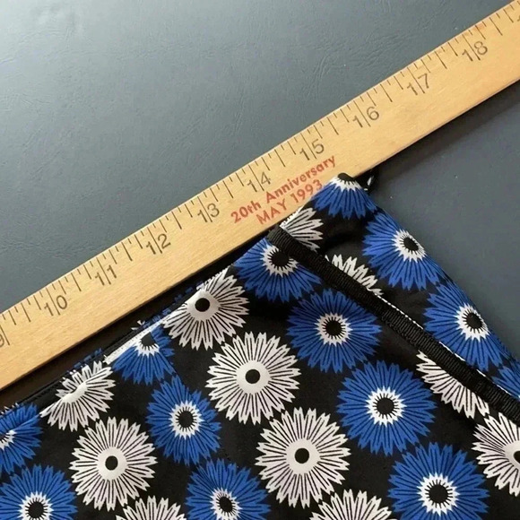 Golftini Women’s Skort Size 2L Black Blue White Floral Side Zipper EUC - Picture 12 of 14
